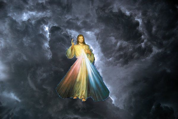 Jesus auf dunklen Wolken